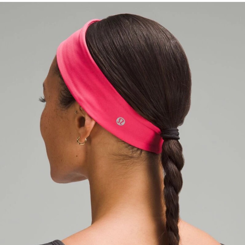 Lululemon Luxtreme Training Headband Pink NWT